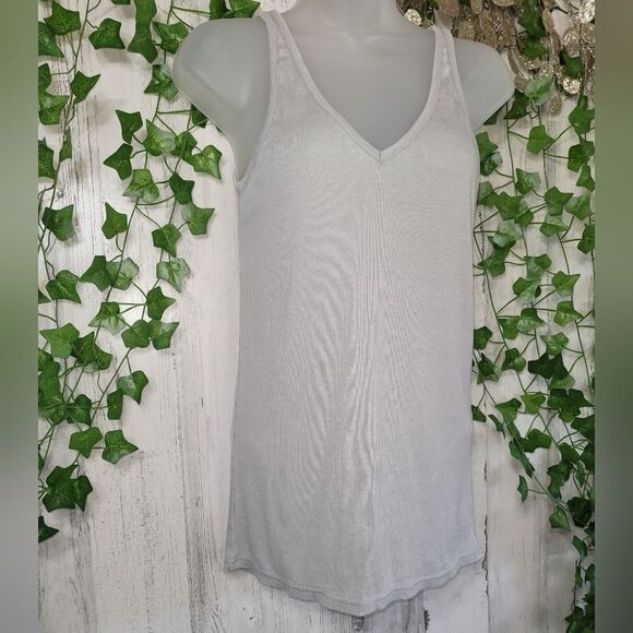 NWT Chaser Double V Shirred Back Tank in Cool Grey - Picture 5 of 10